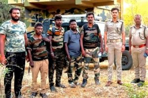 ஸ்ரீவில்லிபுத்தூர் அருகே, மேற்கு தொடர்ச்சி மலையில் காட்டுத் தீயை அணைத்துவிட்டு நள்ளிரவு 12:00 மணிக்கு மலையில் இருந்து இறங்கும் போது, காட்டெருமை விரட்டியது மூன்று பேர் காயம், நான்கு பேர் உயிர் தப்பினர்…
