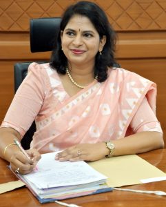 விருதுநகர் மாவட்ட, 26வது மாவட்ட ஆட்சித்தலைவராக ஷரண்யா அறி அவர்கள் பொறுப்பேற்று கொண்டார்…