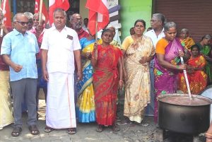 ராஜபாளையம் அருகே, புனல்வேலியில் நெசவாளர் கூட்டுறவு சங்கத்தை திறந்ததற்கு எதிர்ப்பு தெரிவித்து வாக்குவாதம் செய்து ஊழியரை தாக்கியதாக சிஐடியு நிர்வாகி உட்பட இருவர் மீது வழக்கு பதிவு…