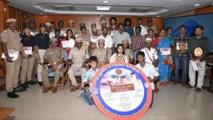 மதுரையில் ‘சிங்கப்பெண்’ விழிப்புணர்வு குறும்படம் வெளியீடு: பெண்கள், குழந்தைகள் பாதுகாப்பு மற்றும் போதைப்பொருள் ஒழிப்பு குறித்து காவல்துறை தீவிர நடவடிக்கை…